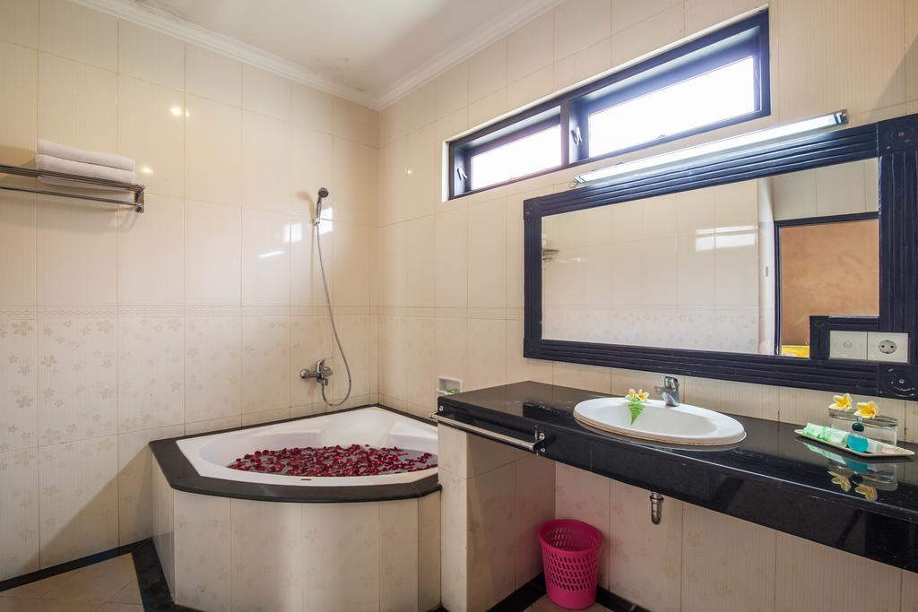 Puri Yuma Hotel Denpasar Exteriér fotografie