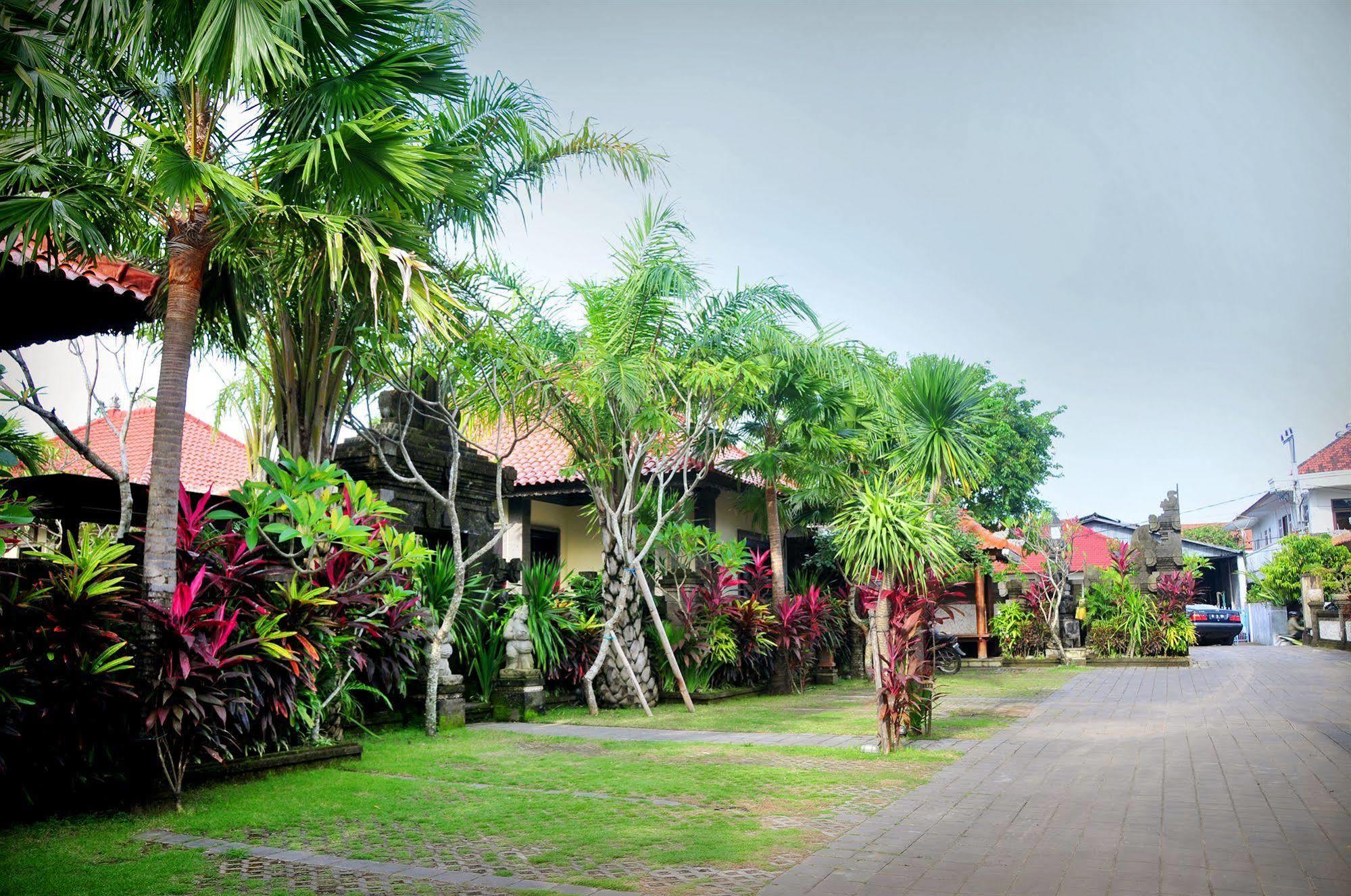 Puri Yuma Hotel Denpasar Exteriér fotografie