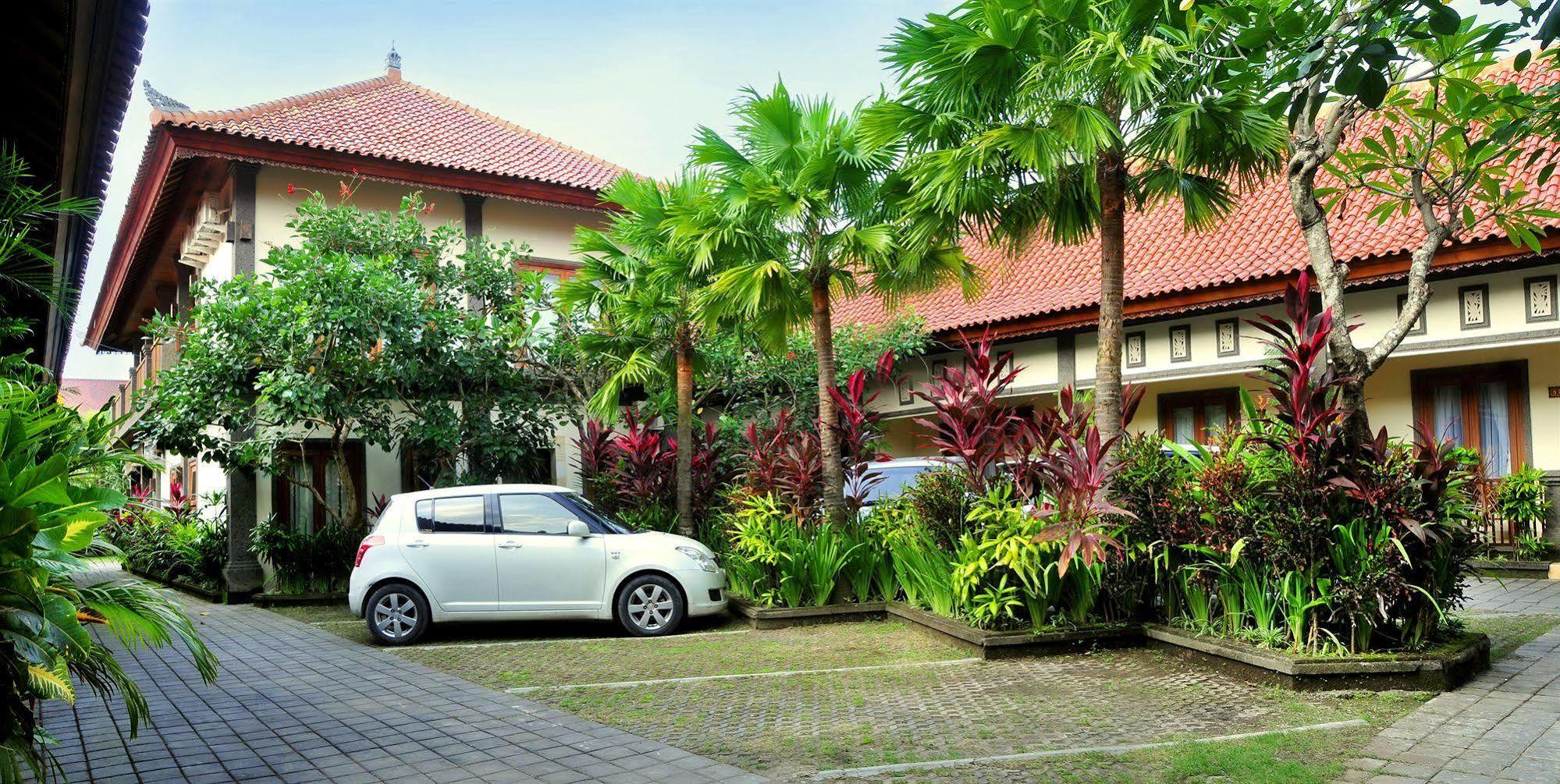 Puri Yuma Hotel Denpasar Exteriér fotografie